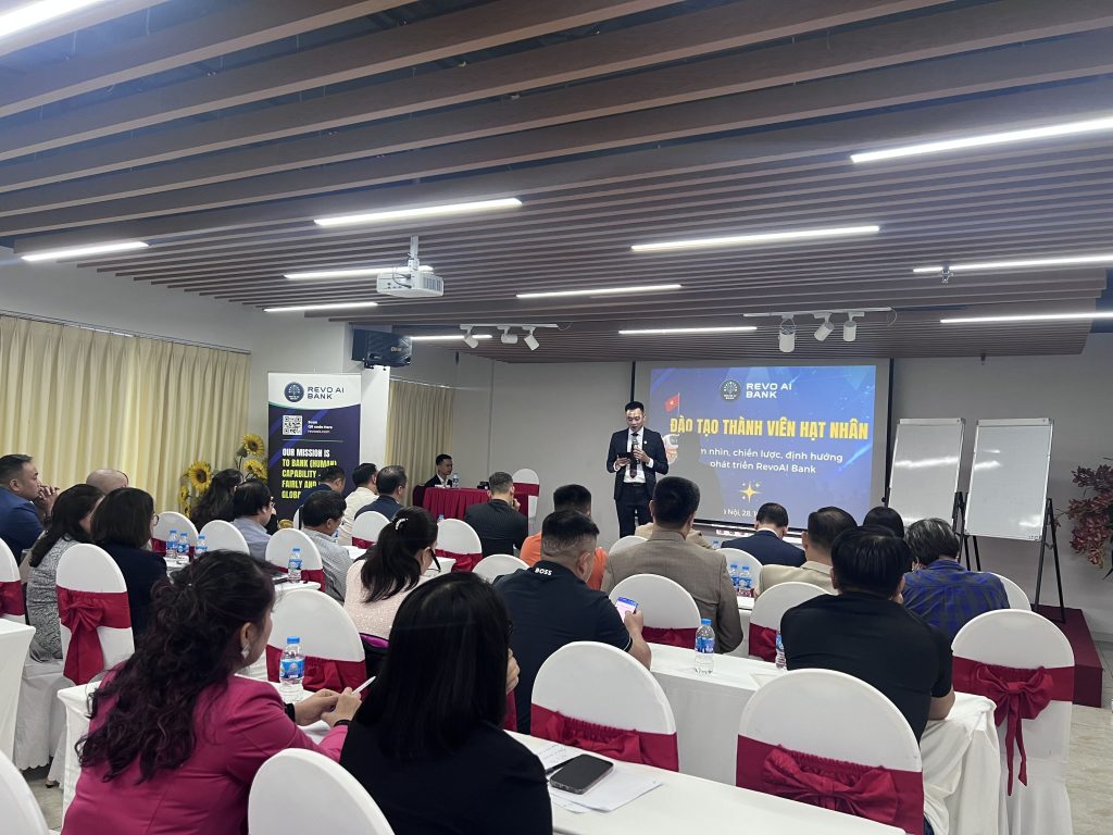 Đào tạo thành viên hạt nhân RevoAI Bank